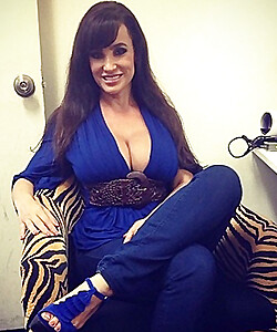 lisa ann 4