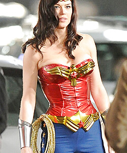 adrianne palicki is wonder woman