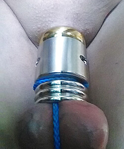 extrem balls bondage blue balls