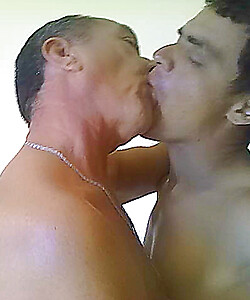 Para maduros ativos acima de 50 anos free gay gallery