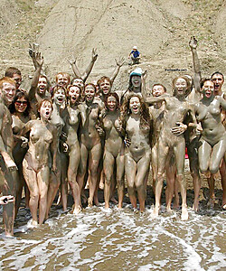 thesandfly beach bunches