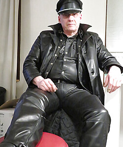 Finnish gay and leather ass free gay gallery