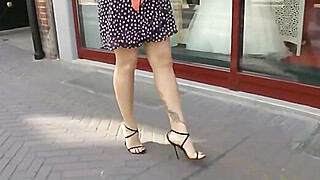 Window shopping in italian high heel sandals Porn Video